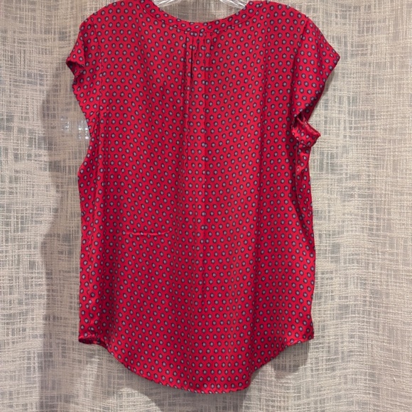 NWT Liz Claiborne Women's Red SZ L Blouse Top - Picture 10 of 13